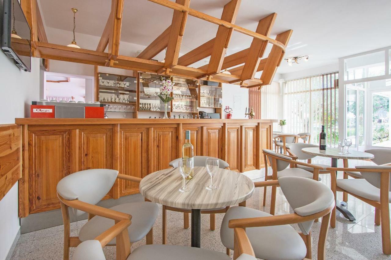 Pansion Oliva Hotel Krnica Luaran gambar